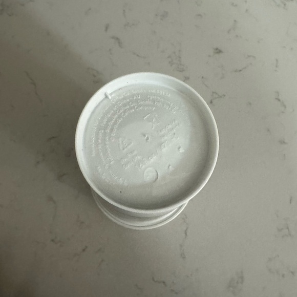 New Starbucks Reusable Plastic White Travel Tumbler with Lid 16oz - Picture 4 of 5